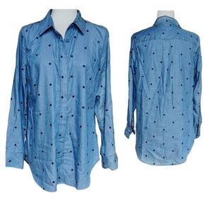 Crown & Ivy Blue Chambray Navy Embroidered Polka Dot Button Down Size M Top
